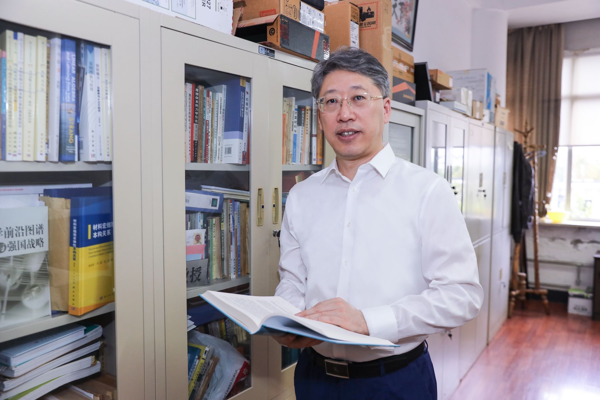 【中國教育報】郭旭院士：探索無界 育才有道