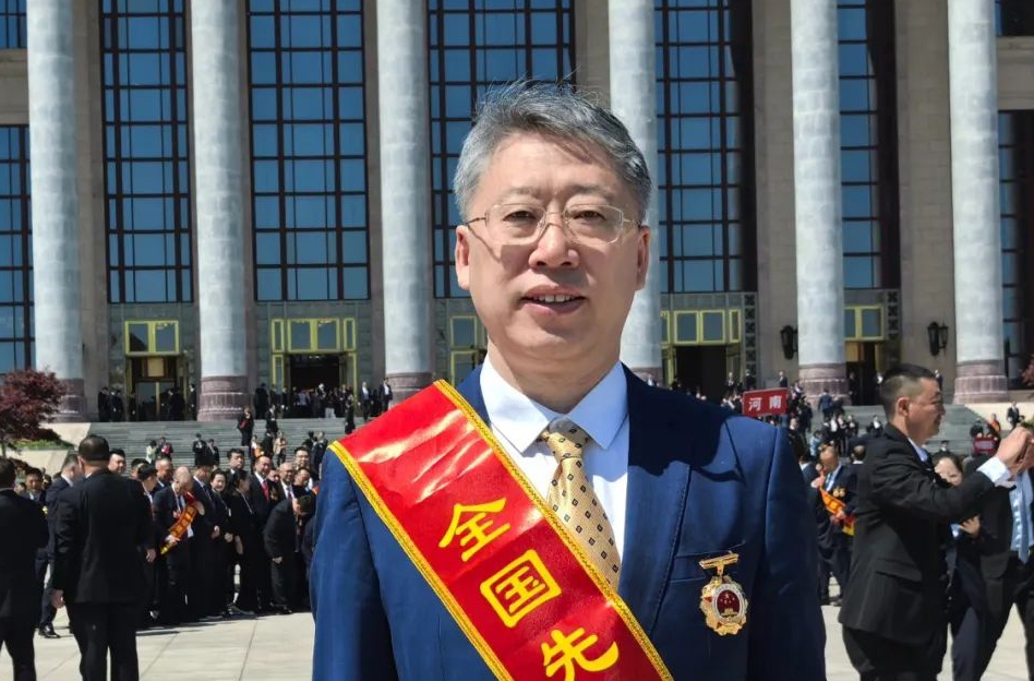 【師者如光】郭旭院士獲評“全國先進工作者”